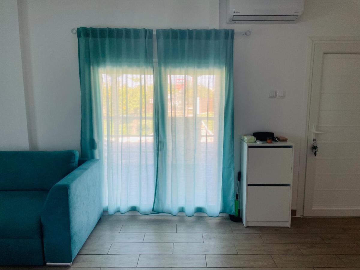 Villa ,,Sea Breeze,, - Home By The Sea Néa Ankhíalos Exterior foto